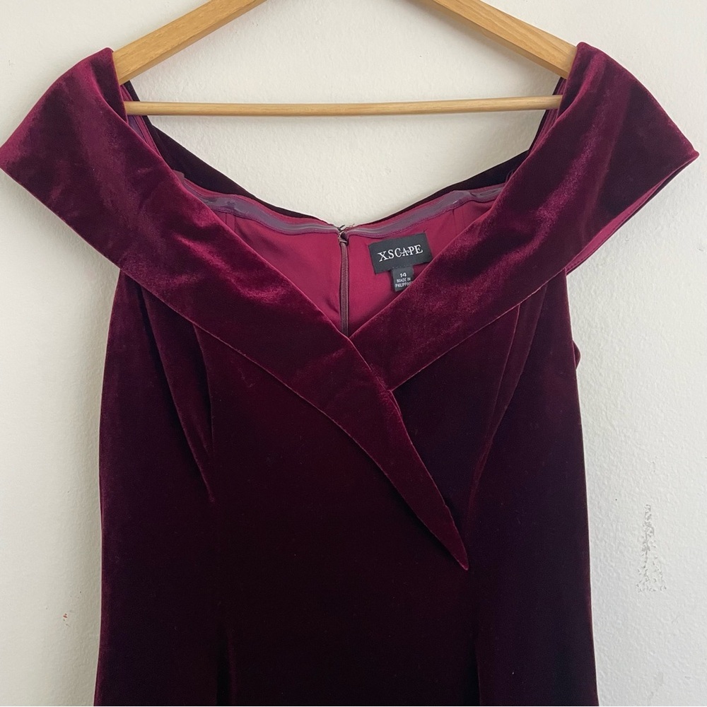 Xscape Velvet Wine Off-Shoulder Mini Dress - Picture 5 of 8